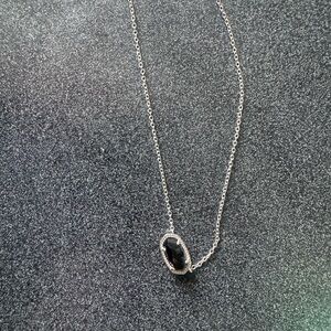Kendra Scott Elegant Black and Silver Pendant Necklace